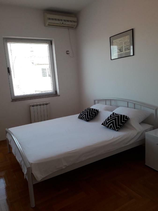 Apartman Dunja Ns 2 Novi Sad Exterior foto